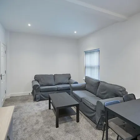 Apartment Host & - *